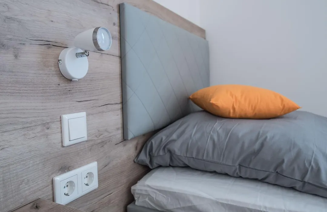 FirstSleep Boardinghouse Griesfeldstrasse München-1